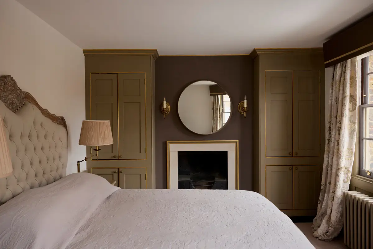 Restored Period Features and a Muted Color Palette in a London Home 15 georgian-townhouse-in-london-with-period-features-muted-colors-nordroom24