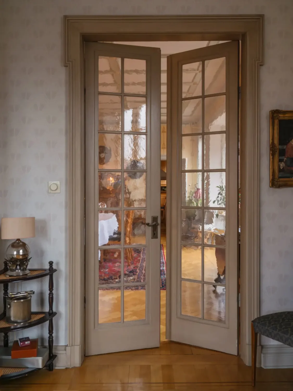 A Grand, Historic Swedish Apartment with Preserved Period Features 29 grand-historic-swedish-apartment-antiques-christmas-decor-nordroom