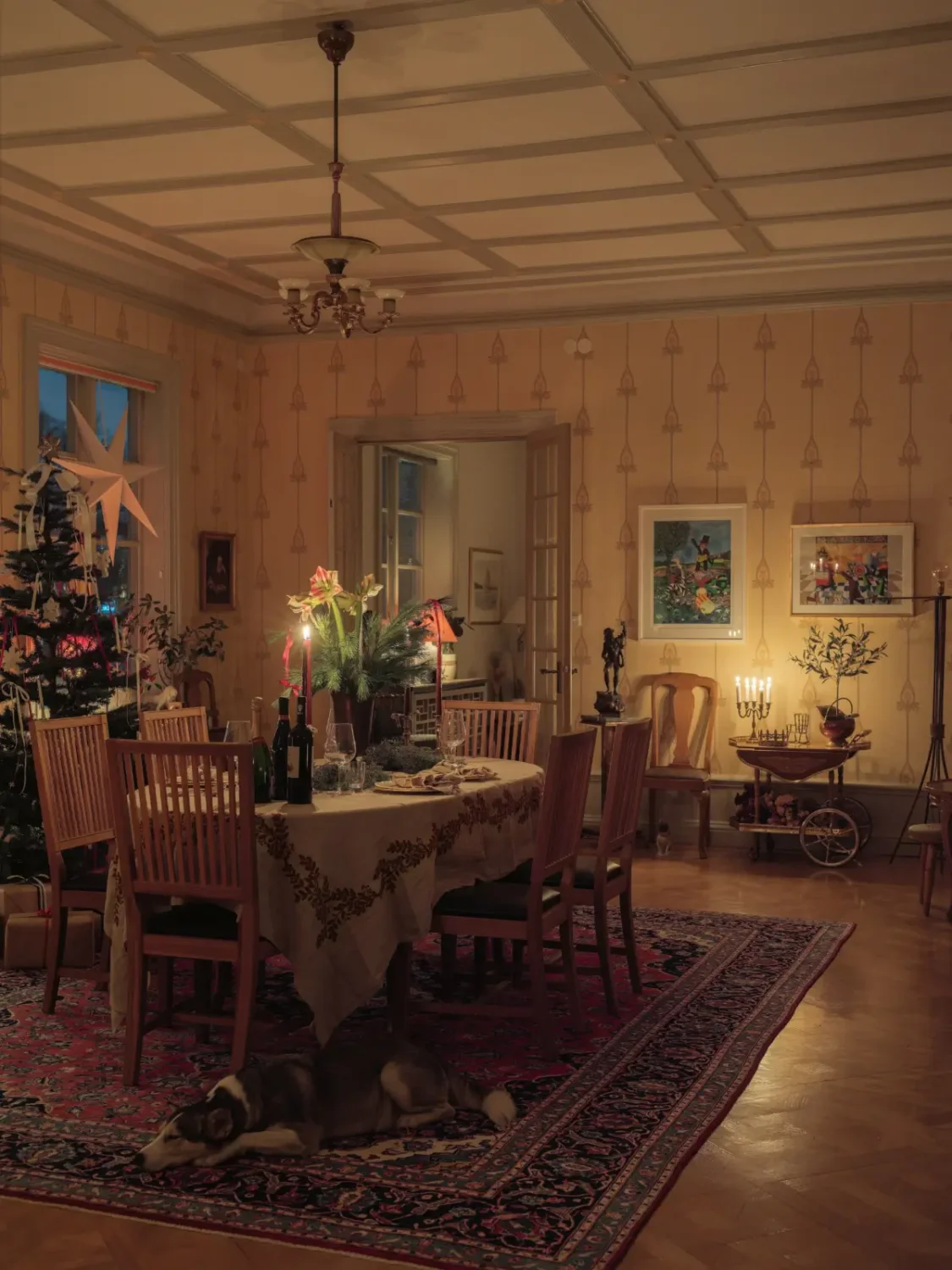 A Grand, Historic Swedish Apartment with Preserved Period Features 3 grand-historic-swedish-apartment-antiques-christmas-decor-nordroom