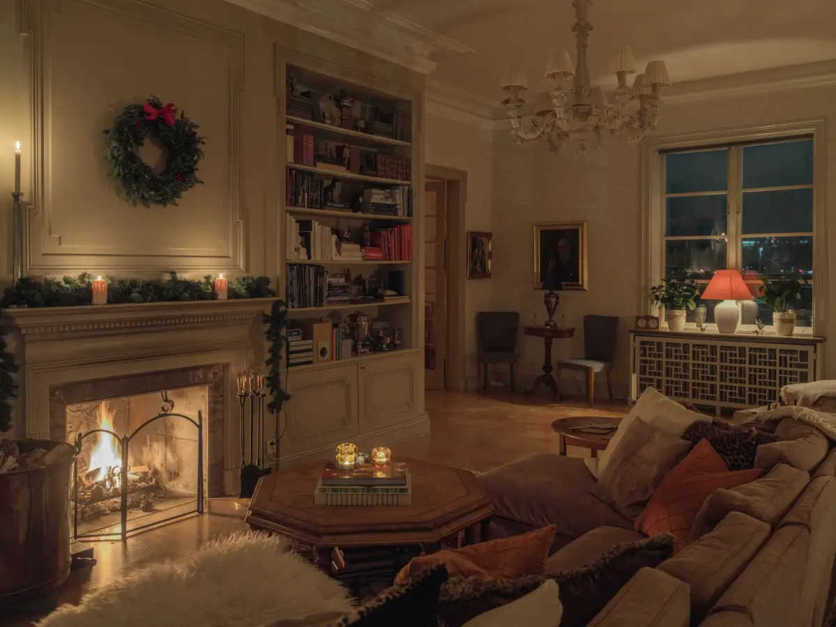 A Grand, Historic Swedish Apartment with Preserved Period Features 26 grand-historic-swedish-apartment-antiques-christmas-decor-nordroom