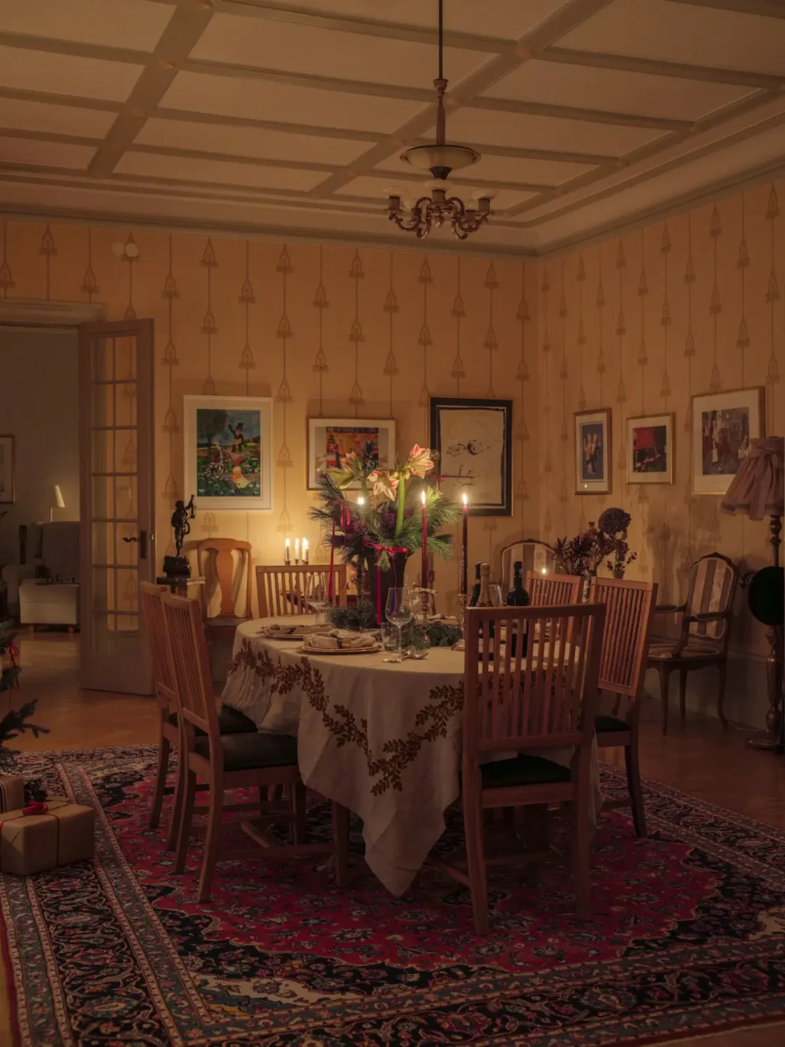A Grand, Historic Swedish Apartment with Preserved Period Features 2 grand-historic-swedish-apartment-antiques-christmas-decor-nordroom