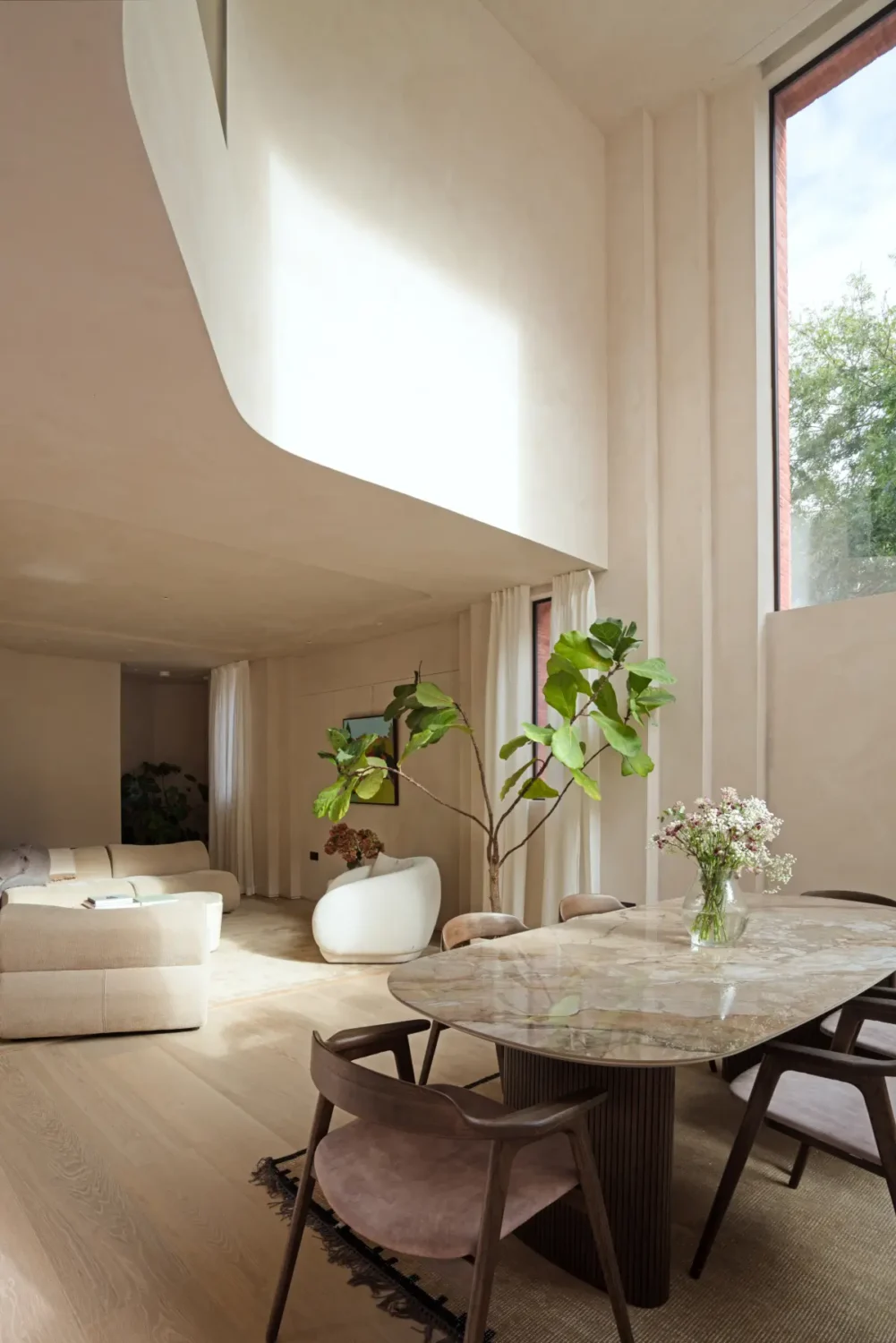 A Modern North London Brick House with Sculptural Interiors 8 heathpoint-house-london