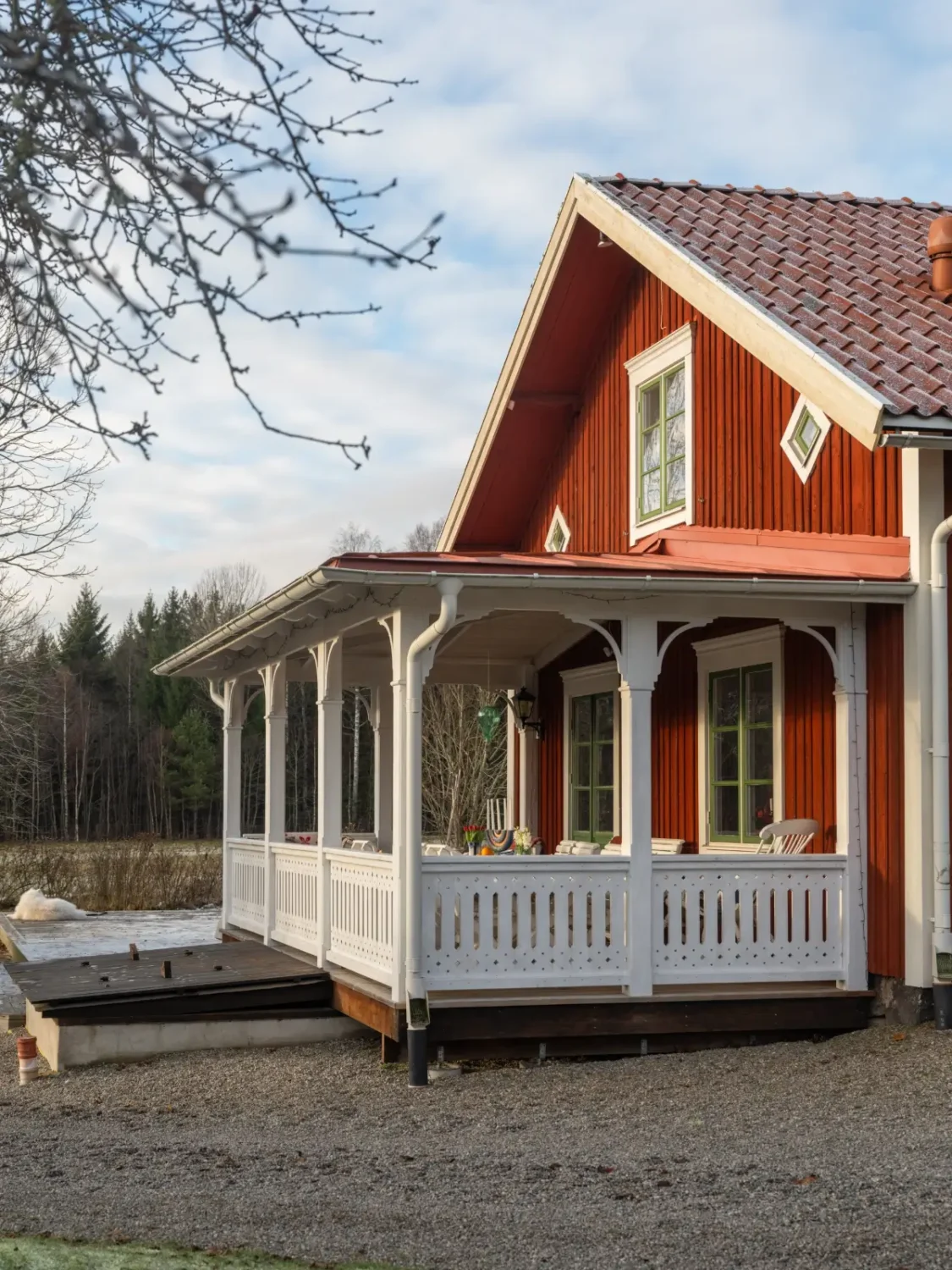 Preserved Details and Wallpapers in a Warm 19th-Century Country Home 51 historic-character-beautiful-renovated-19th-century-country-house-sweden-nordroom