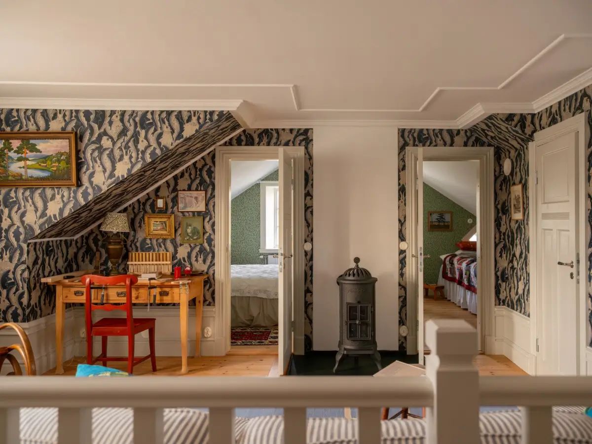 Preserved Details and Wallpapers in a Warm 19th-Century Country Home 28 historic-character-beautiful-renovated-19th-century-country-house-sweden-nordroom