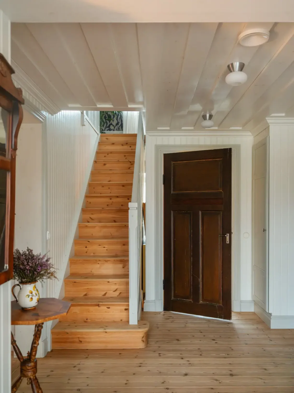 Preserved Details and Wallpapers in a Warm 19th-Century Country Home 27 historic-character-beautiful-renovated-19th-century-country-house-sweden-nordroom