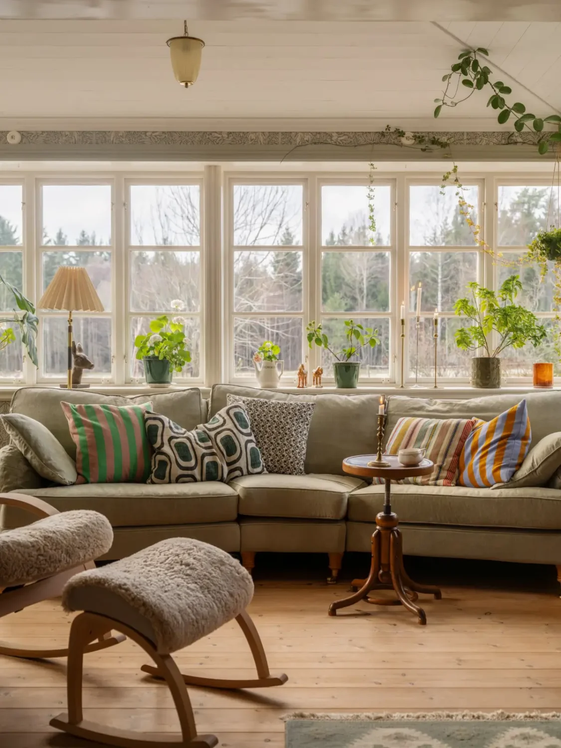 Preserved Details and Wallpapers in a Warm 19th-Century Country Home 21 historic-character-beautiful-renovated-19th-century-country-house-sweden-nordroom