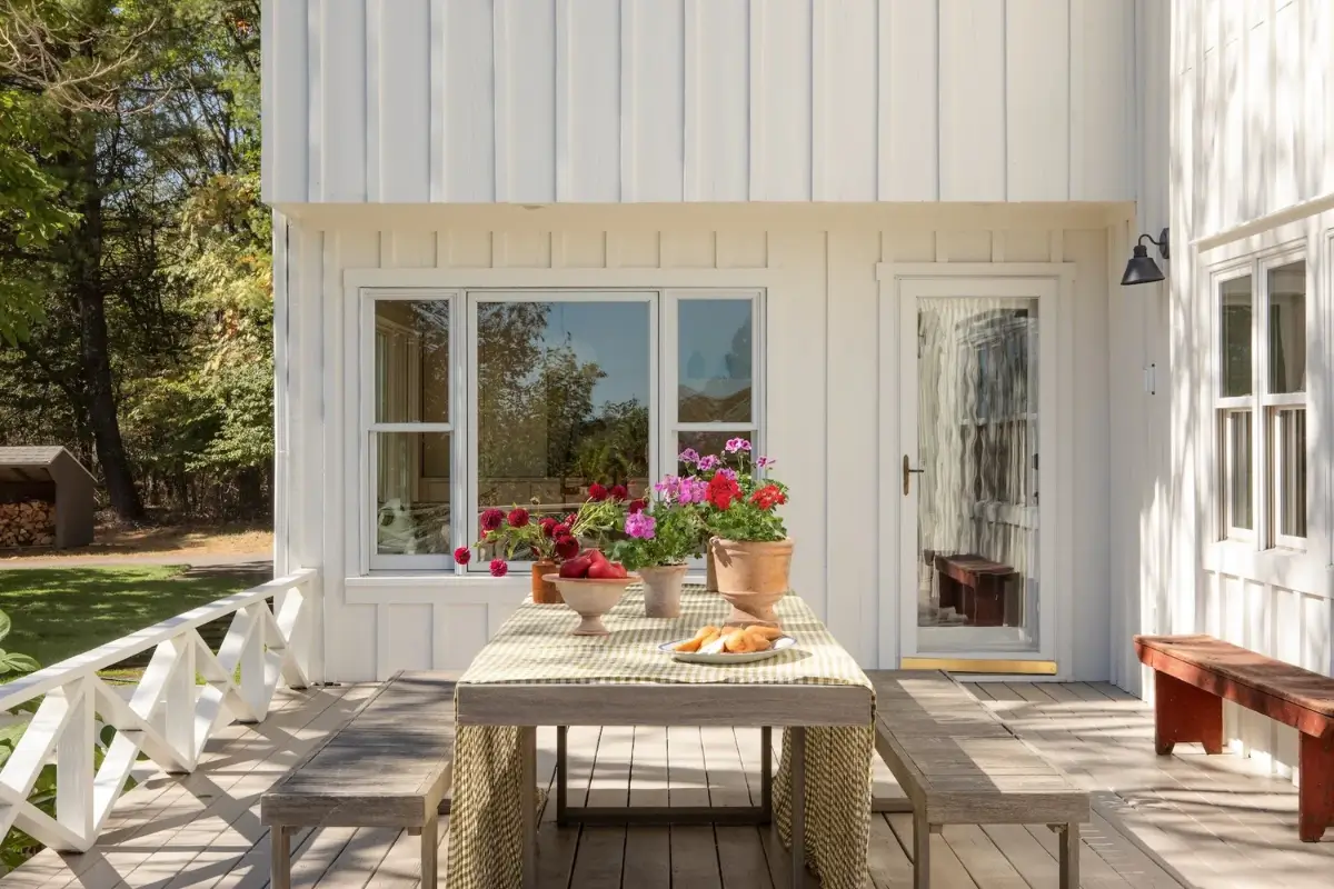 A Renovated Mid-Century Retreat in the Hudson Valley 30 late-1940s-renovated-cottage-new-york