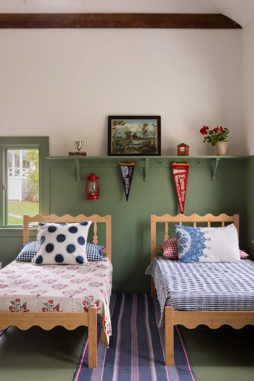 A Renovated Mid-Century Retreat in the Hudson Valley 35 late-1940s-renovated-cottage-new-york