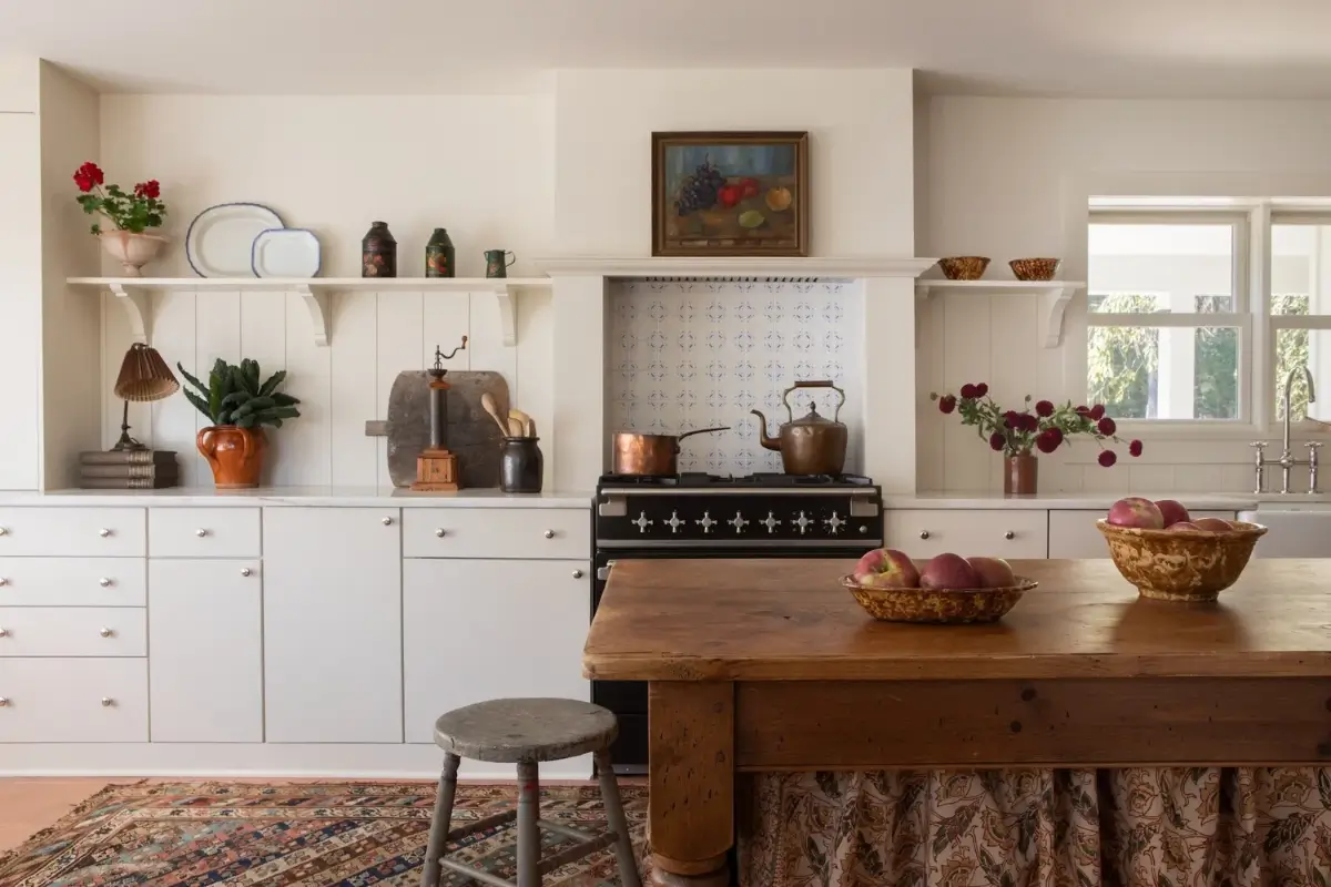 A Renovated Mid-Century Retreat in the Hudson Valley 10 late-1940s-renovated-cottage-new-york