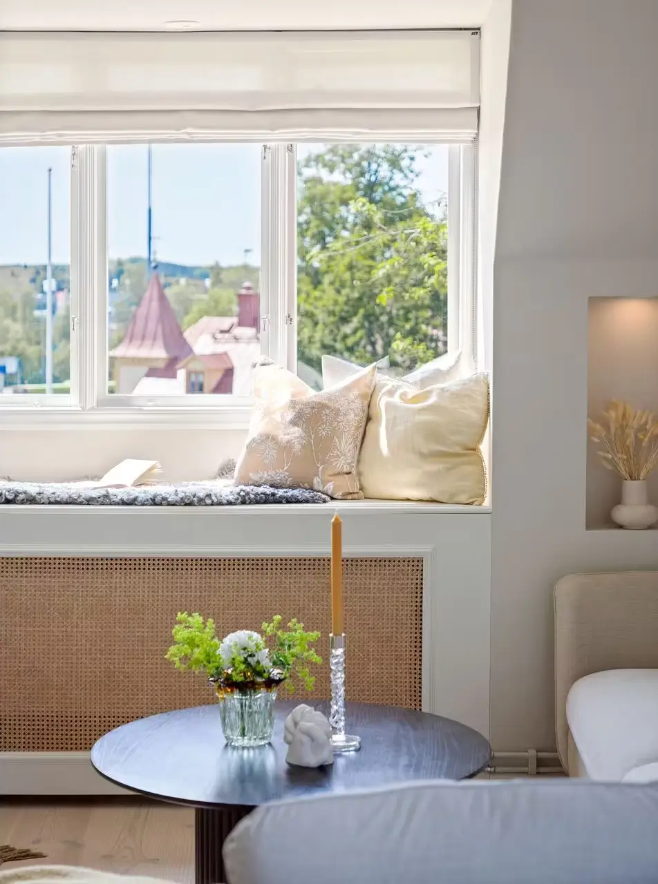 A Light-Filled Attic Apartment with Exposed Beams 10 light-attic-apartment-sweden-nordroom