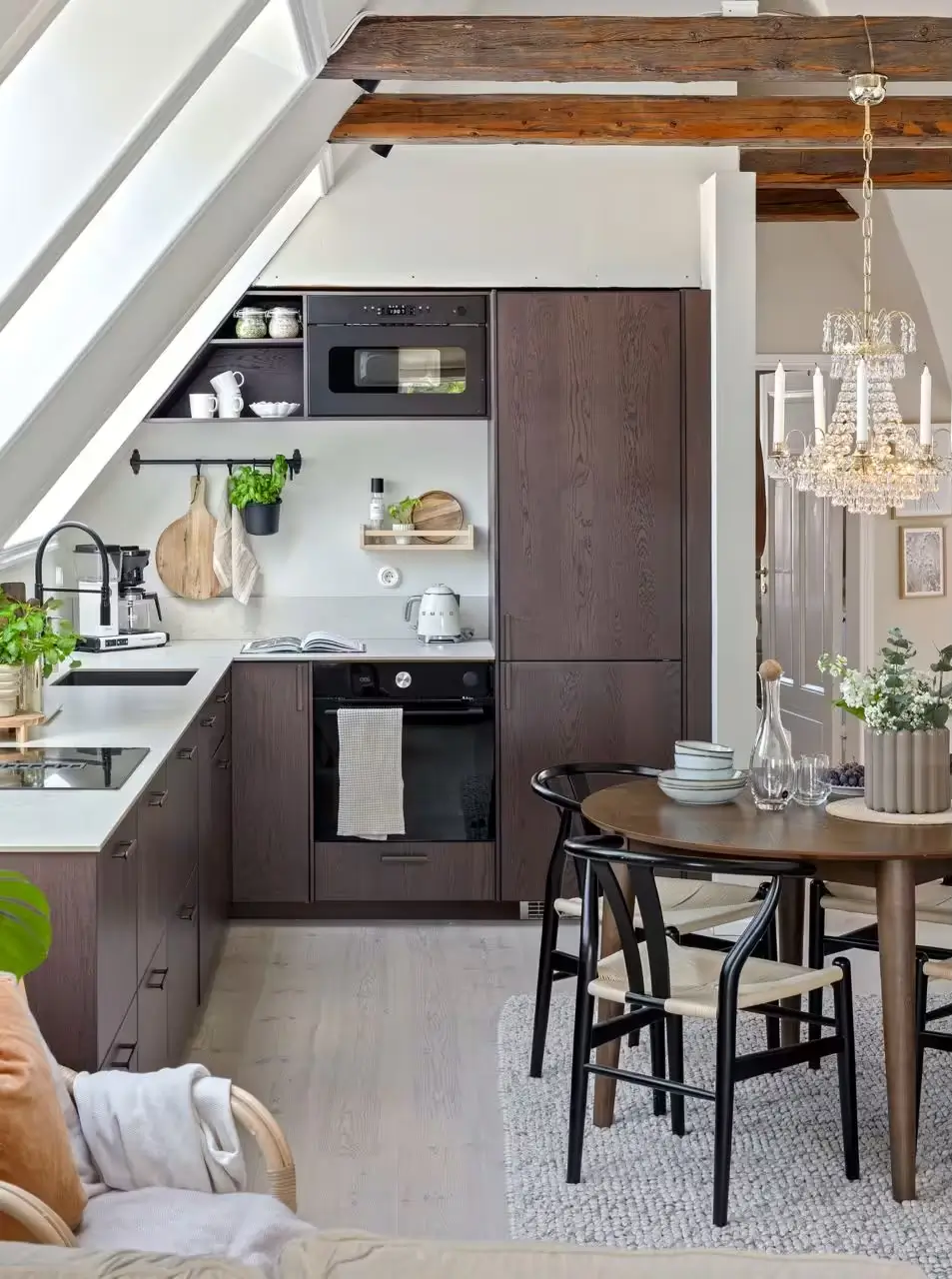 light-attic-apartment-sweden-nordroom