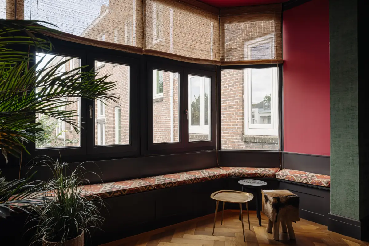 Heritage, Elegance, and Modern Luxury in a Grand Amsterdam Duplex 4 luxurious-duplex-apartment-amsterdam