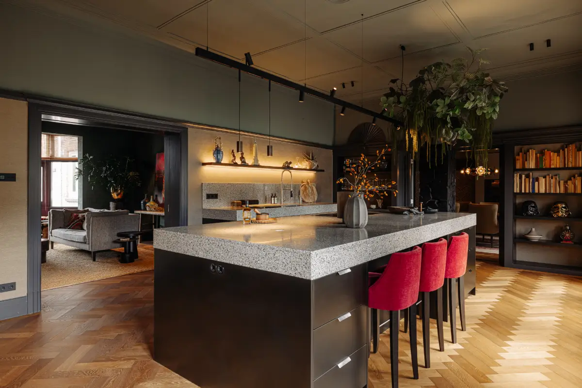 Heritage, Elegance, and Modern Luxury in a Grand Amsterdam Duplex 6 luxurious-duplex-apartment-amsterdam