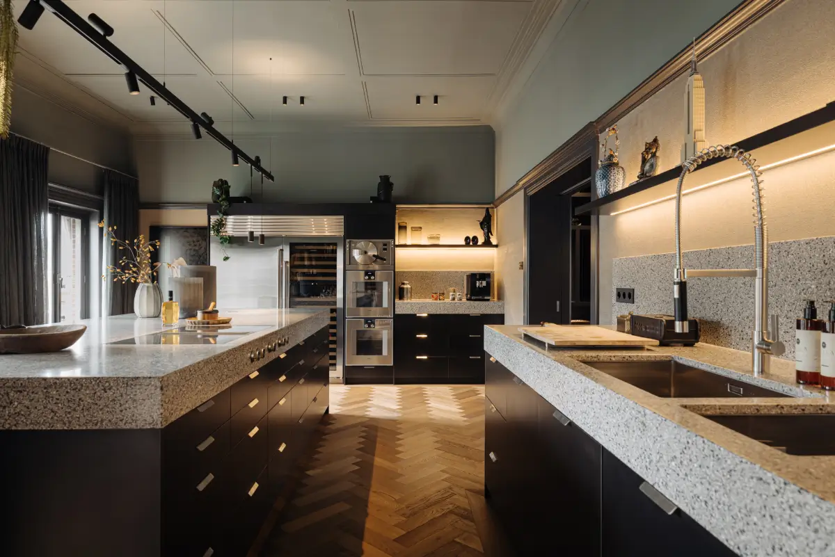 Heritage, Elegance, and Modern Luxury in a Grand Amsterdam Duplex 8 luxurious-duplex-apartment-amsterdam