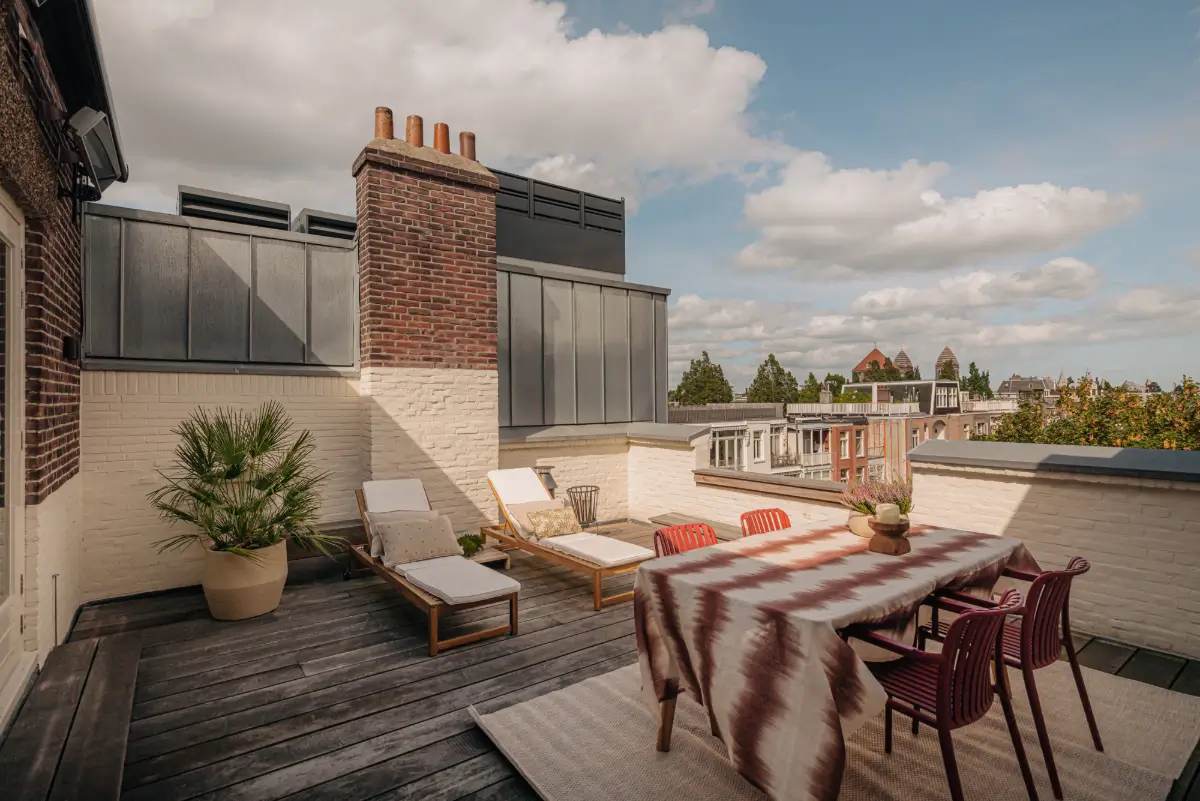 Heritage, Elegance, and Modern Luxury in a Grand Amsterdam Duplex 22 luxurious-duplex-apartment-amsterdam