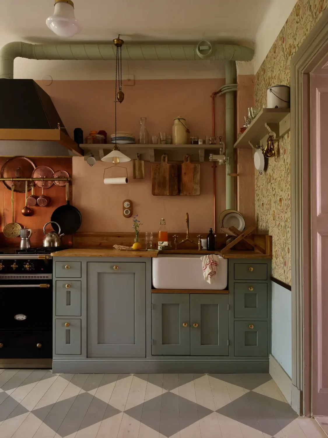 Best of 2025: Kitchens 2 romantic-vintage-apartment-period-details-wallpaper-stockholm-nordroom