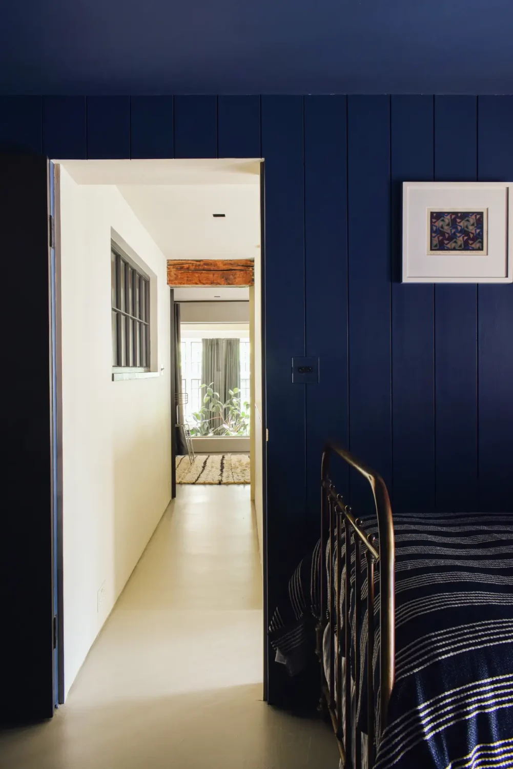 A Spectacular Split-Level Apartment in Vauxhall's Former Art School 23 split-level-apartment-school-conversion-london