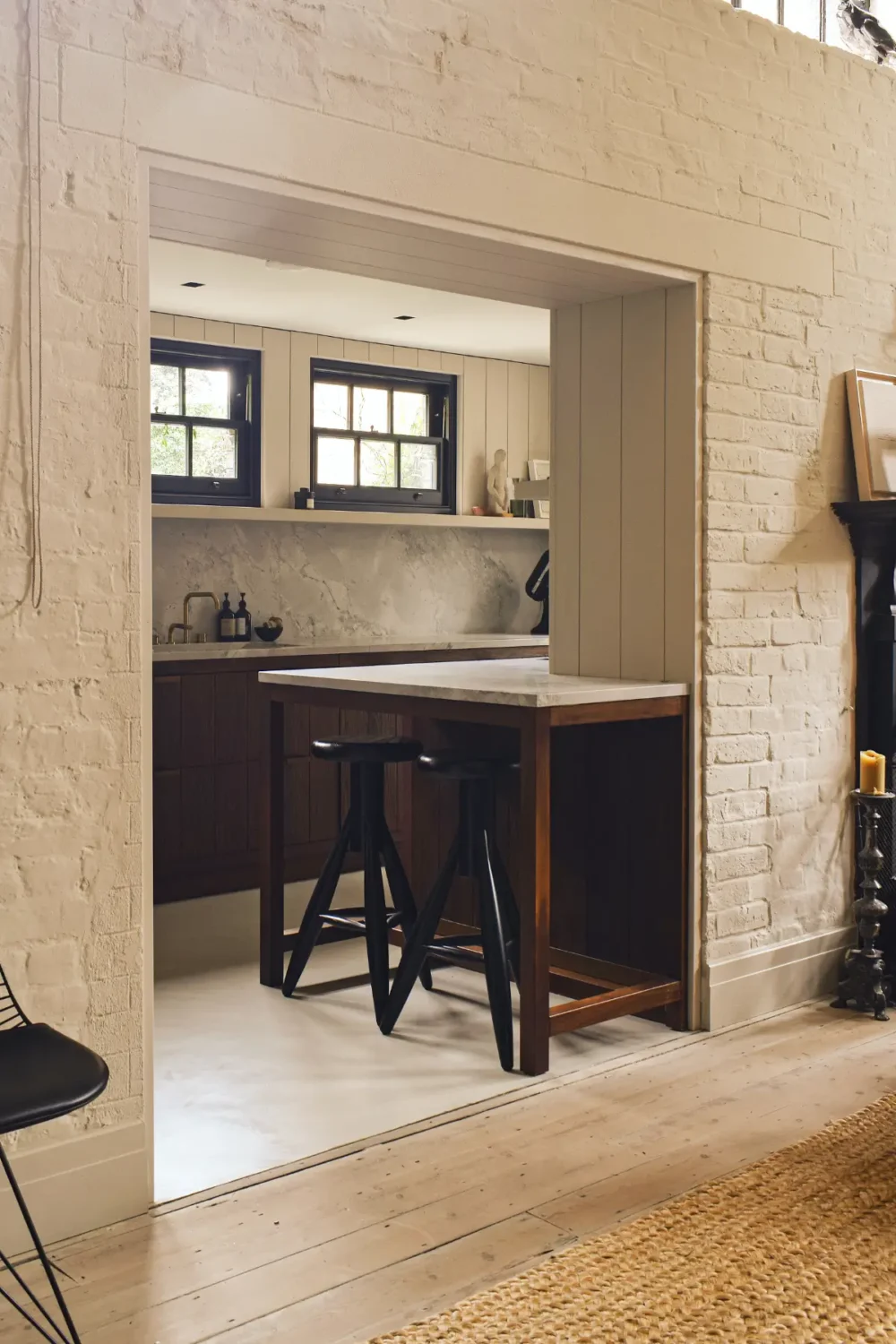 A Spectacular Split-Level Apartment in Vauxhall's Former Art School 10 split-level-apartment-school-conversion-london