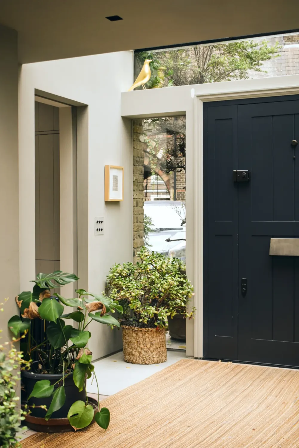 A Spectacular Split-Level Apartment in Vauxhall's Former Art School 29 split-level-apartment-school-conversion-london