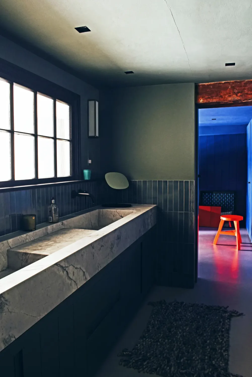 A Spectacular Split-Level Apartment in Vauxhall's Former Art School 24 split-level-apartment-school-conversion-london