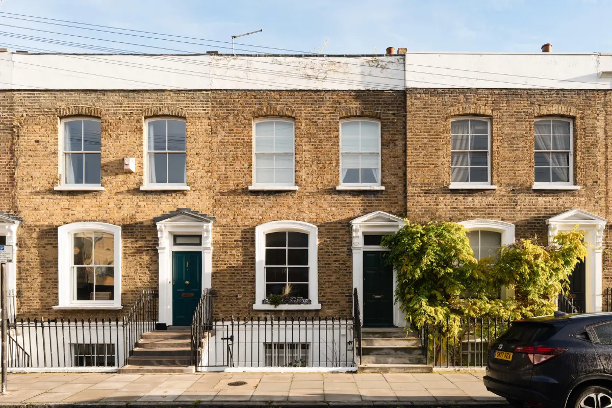 Modern Concrete and Oak Interiors in a Victorian House Designed by David Adjaye 29 swarovski-house-london-David-Adjaye