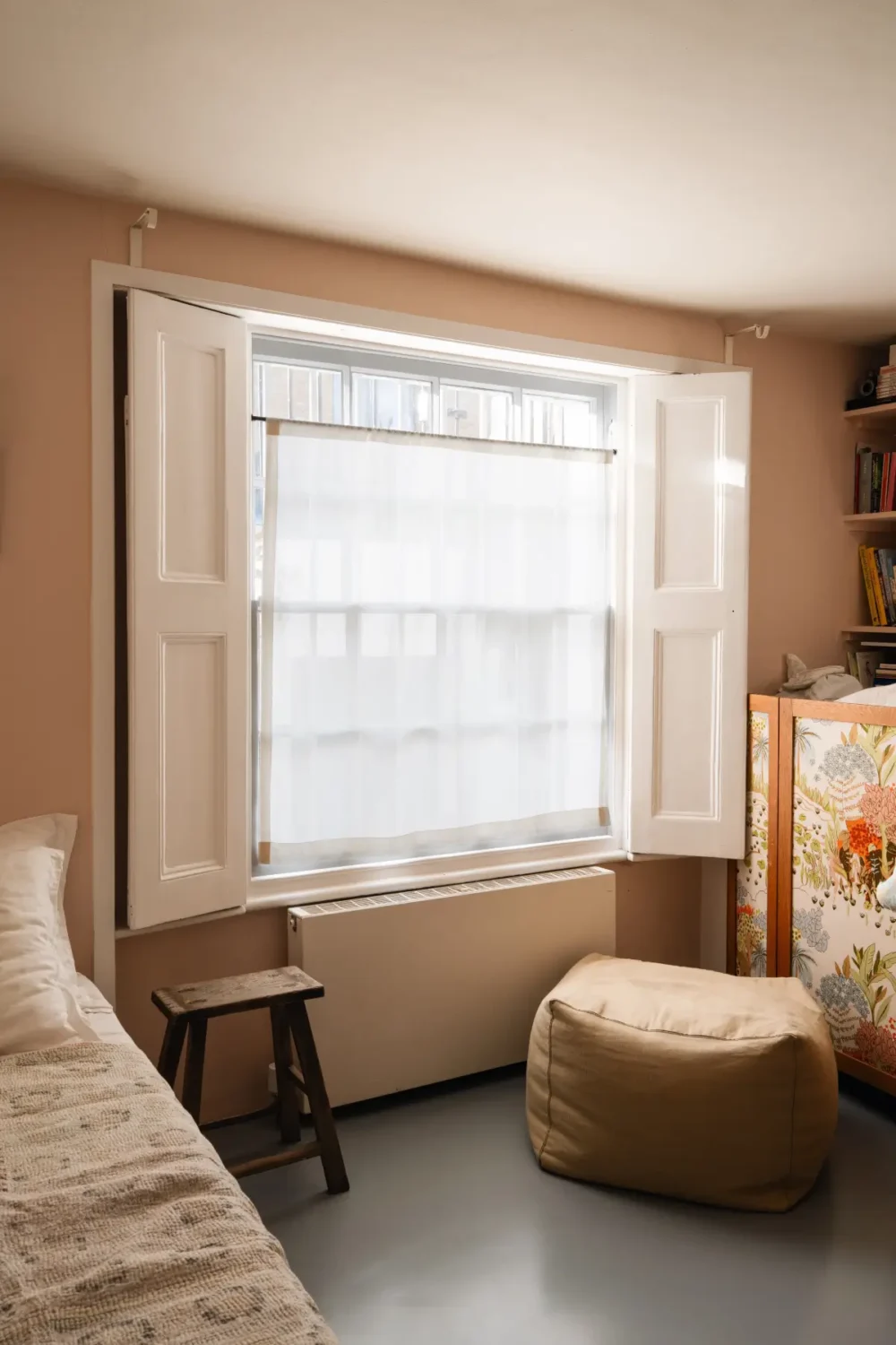 Modern Concrete and Oak Interiors in a Victorian House Designed by David Adjaye 11 swarovski-house-london-David-Adjaye