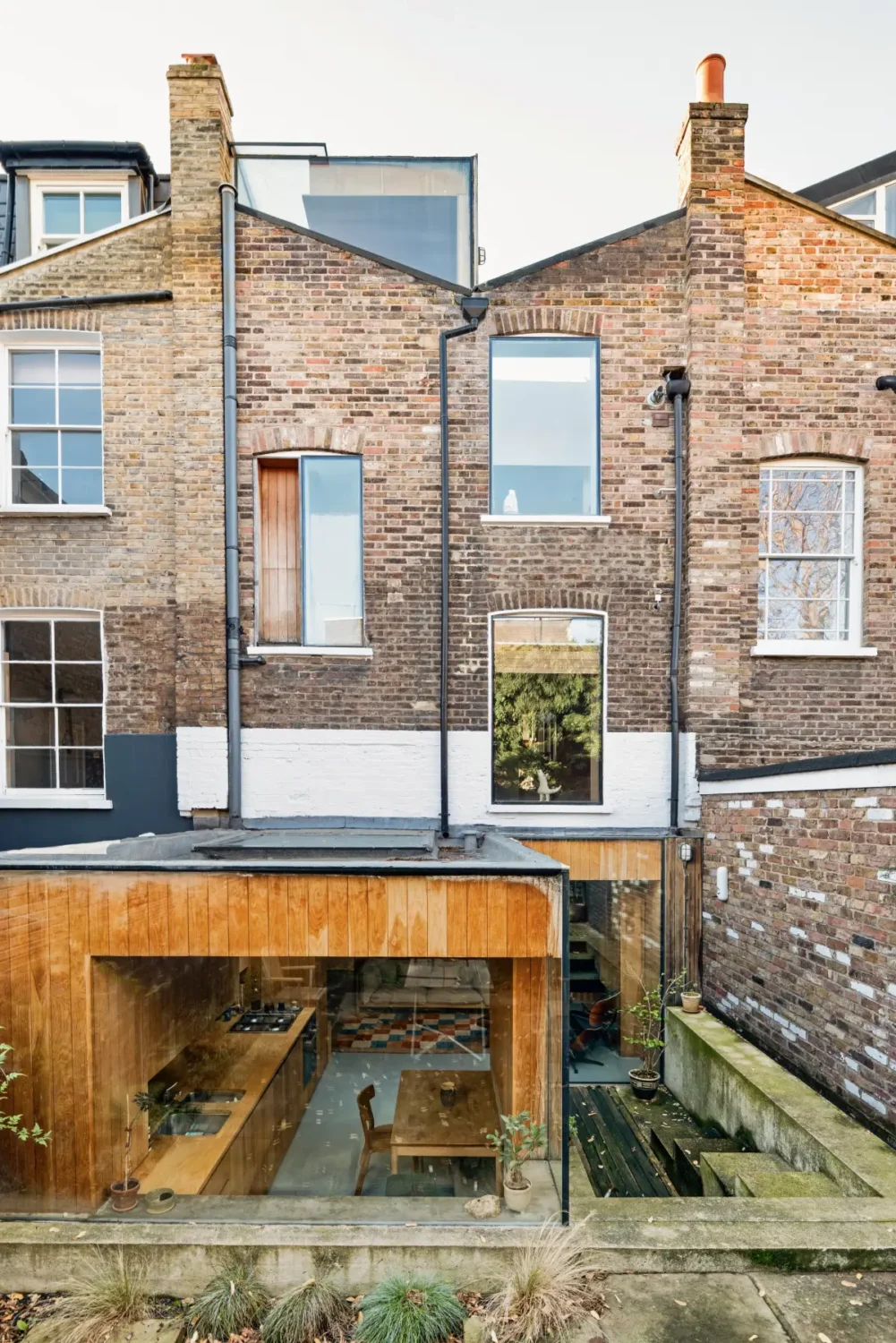 Modern Concrete and Oak Interiors in a Victorian House Designed by David Adjaye 8 swarovski-house-london-David-Adjaye