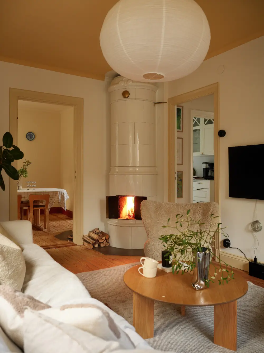 beige-yellow-interiors-small-villa-sweden-nordroom