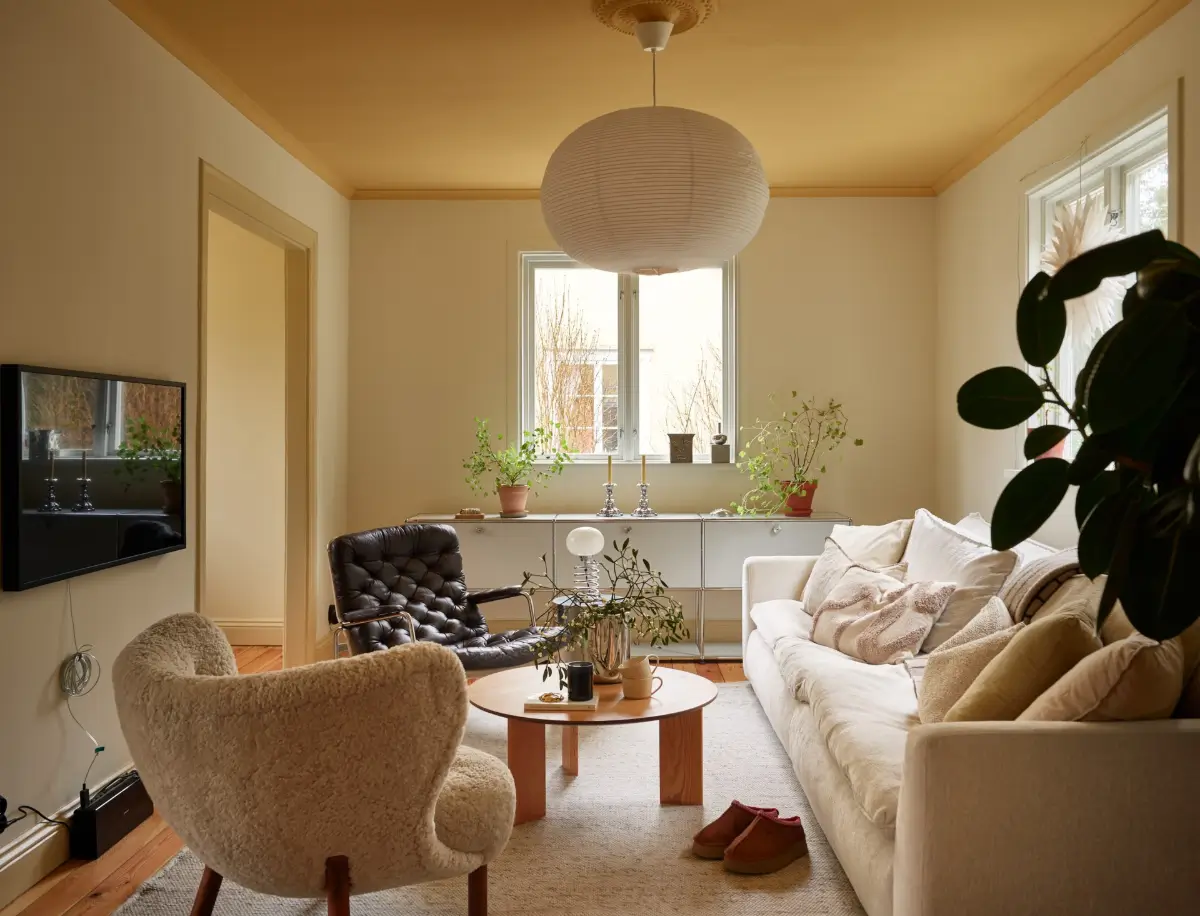 Warm Yellow Walls in a Charming 1920s House in Stockholm 4 beige-yellow-interiors-small-villa-sweden-nordroom