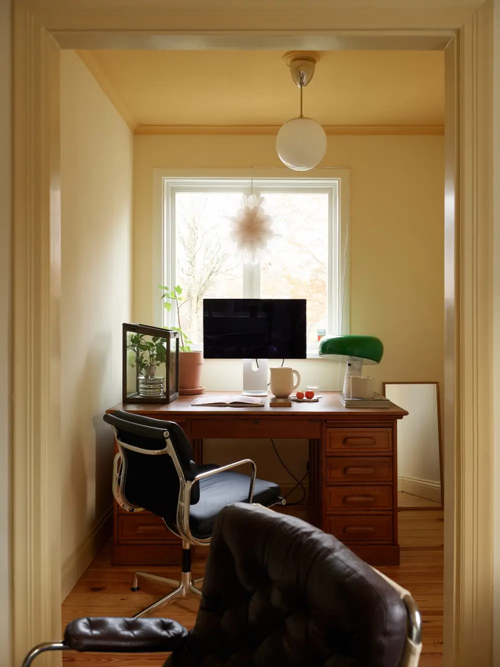 Warm Yellow Walls in a Charming 1920s House in Stockholm 7 beige-yellow-interiors-small-villa-sweden-nordroom