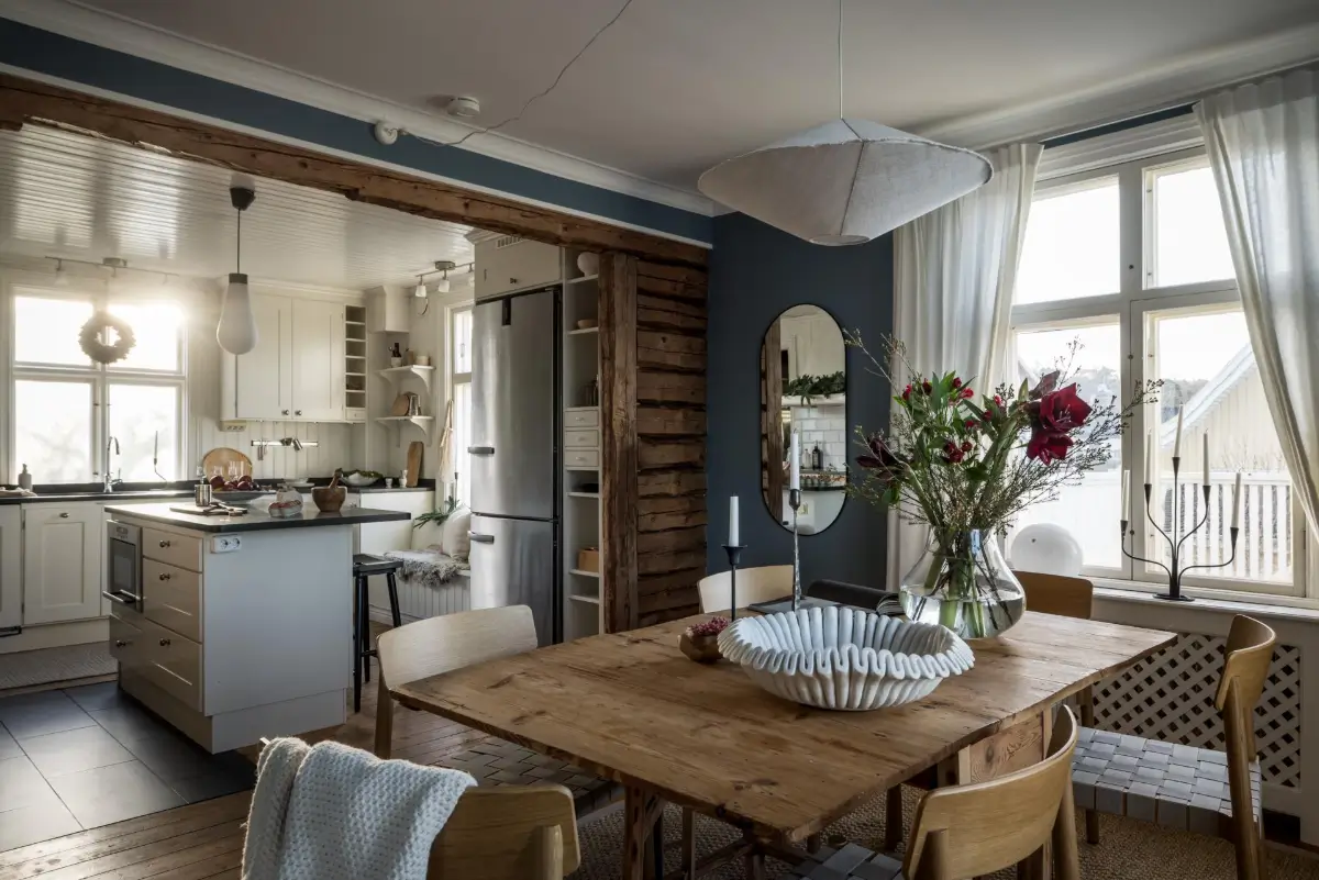 William Morris Wallpapers and Period Features in a Swedish Family Home 17 charm-character-1910-villa-sweden-nordroom