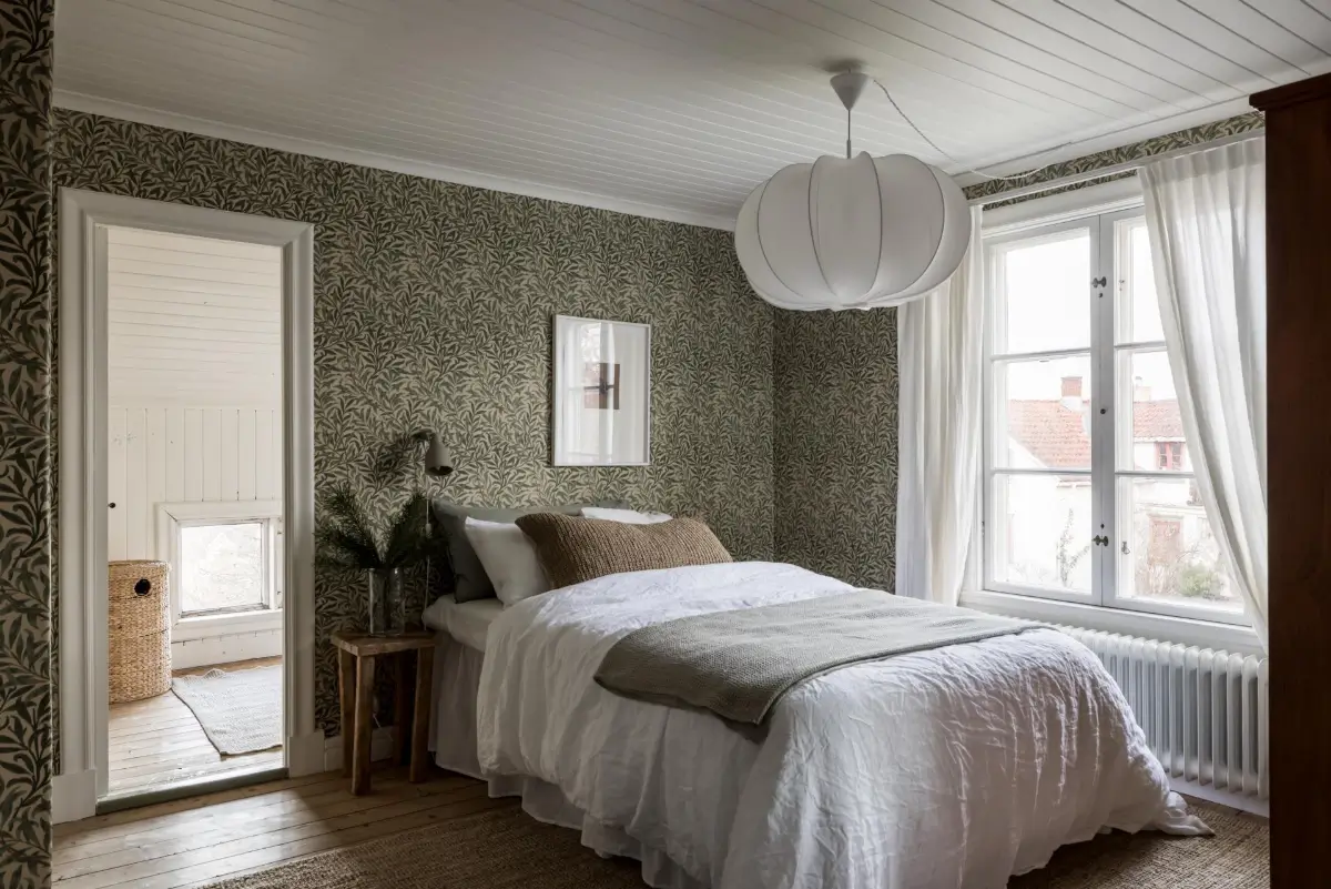 William Morris Wallpapers and Period Features in a Swedish Family Home 32 charm-character-1910-villa-sweden-nordroom