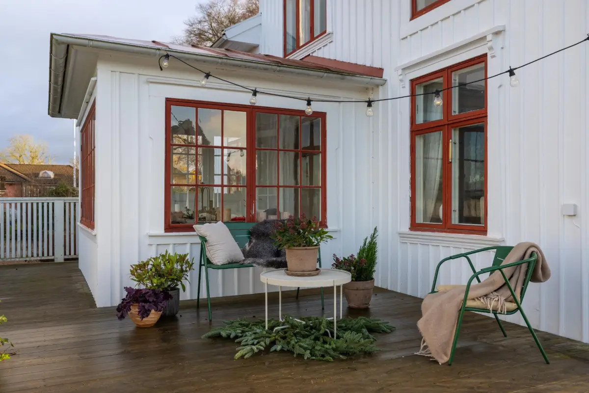 William Morris Wallpapers and Period Features in a Swedish Family Home 40 charm-character-1910-villa-sweden-nordroom