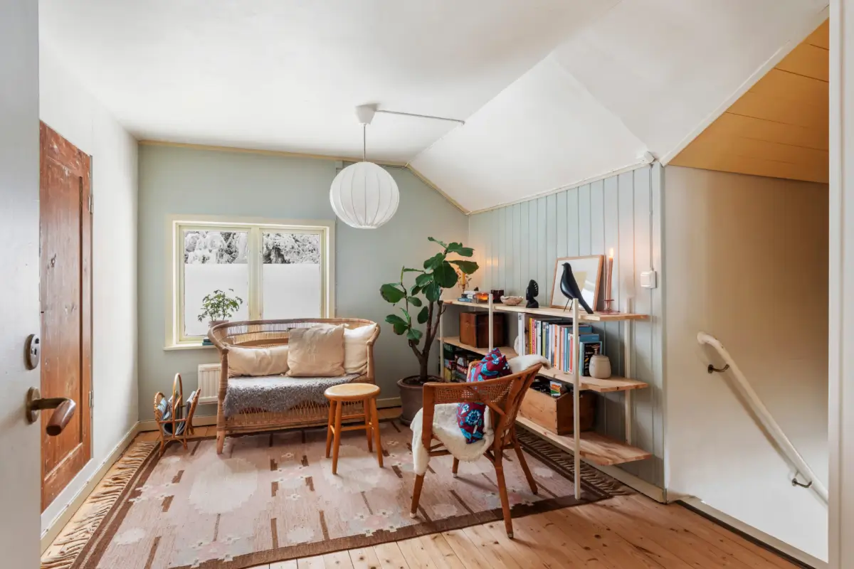 A Cozy 19th-Century Swedish Cottage Surrounded by Forest 19 charming-19th-century-cottage-sweden