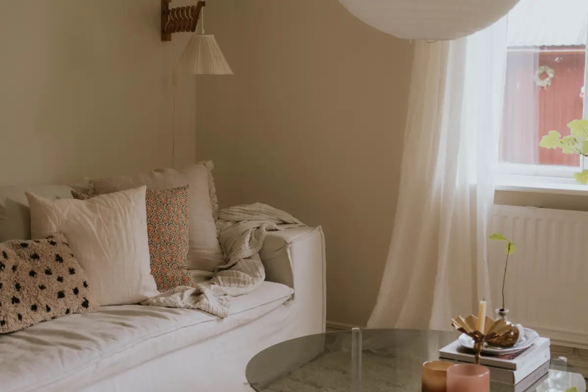 A Cozy 19th-Century Swedish Cottage Surrounded by Forest 13 charming-19th-century-cottage-sweden