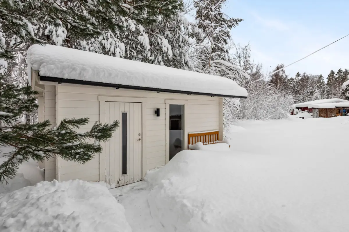 A Cozy 19th-Century Swedish Cottage Surrounded by Forest 38 charming-19th-century-cottage-sweden