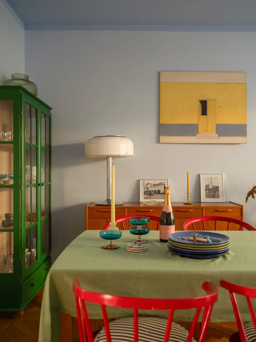 A Colorful and Bright 1930s Apartment in Stockholm 16 colorful-1930s-apartment-stockholm-nordroom