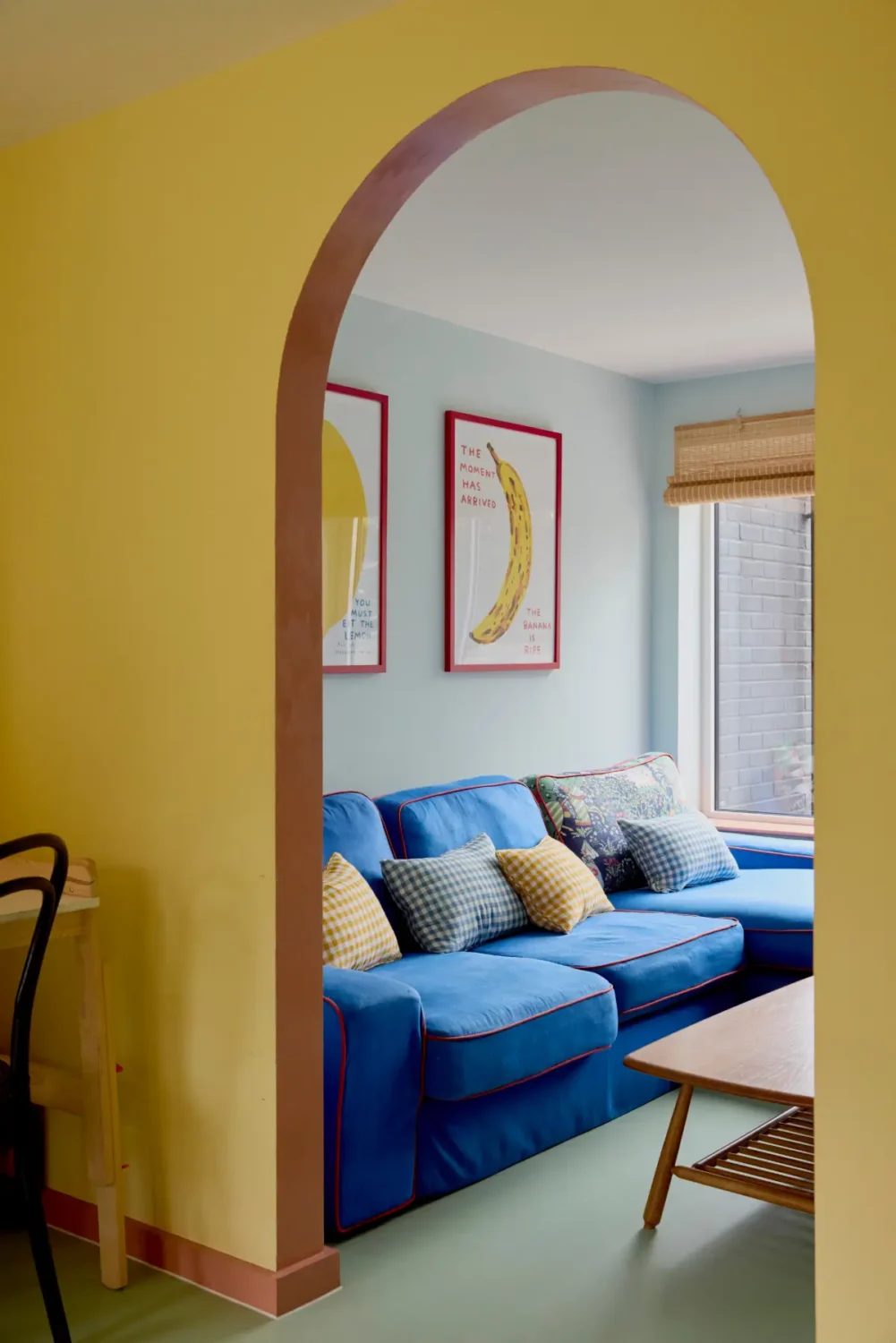 A Colorful Danish-Inspired Mid-Century Family Home in London 12 colorful-mid-century-family-home-north-london-nordroom.