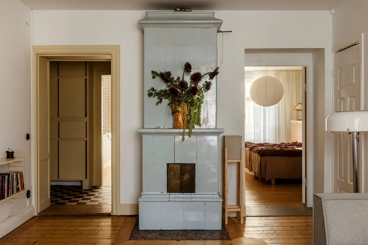 Warm Interiors and Period Charm in an Art Nouveau Stockholm Apartment 7 cozy-turn-of-the-century-apartment-stockholm-nordroom