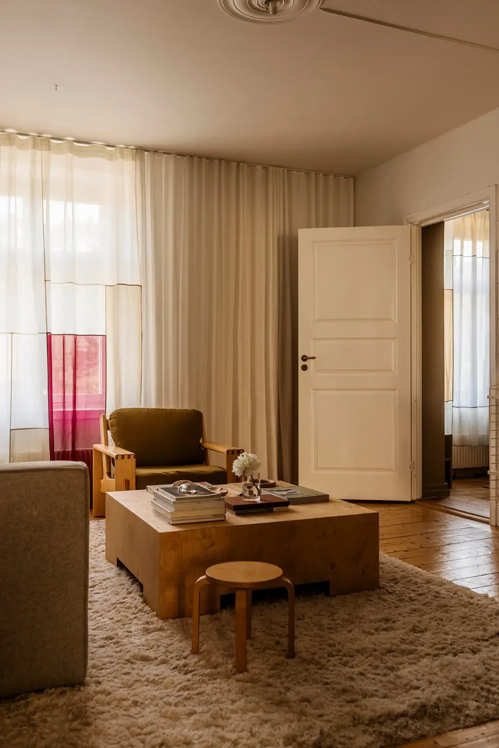 Warm Interiors and Period Charm in an Art Nouveau Stockholm Apartment 3 cozy-turn-of-the-century-apartment-stockholm-nordroom