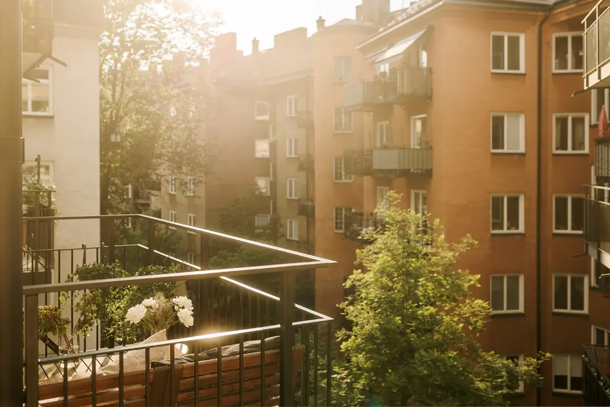 Warm Interiors and Period Charm in an Art Nouveau Stockholm Apartment 13 cozy-turn-of-the-century-apartment-stockholm-nordroom