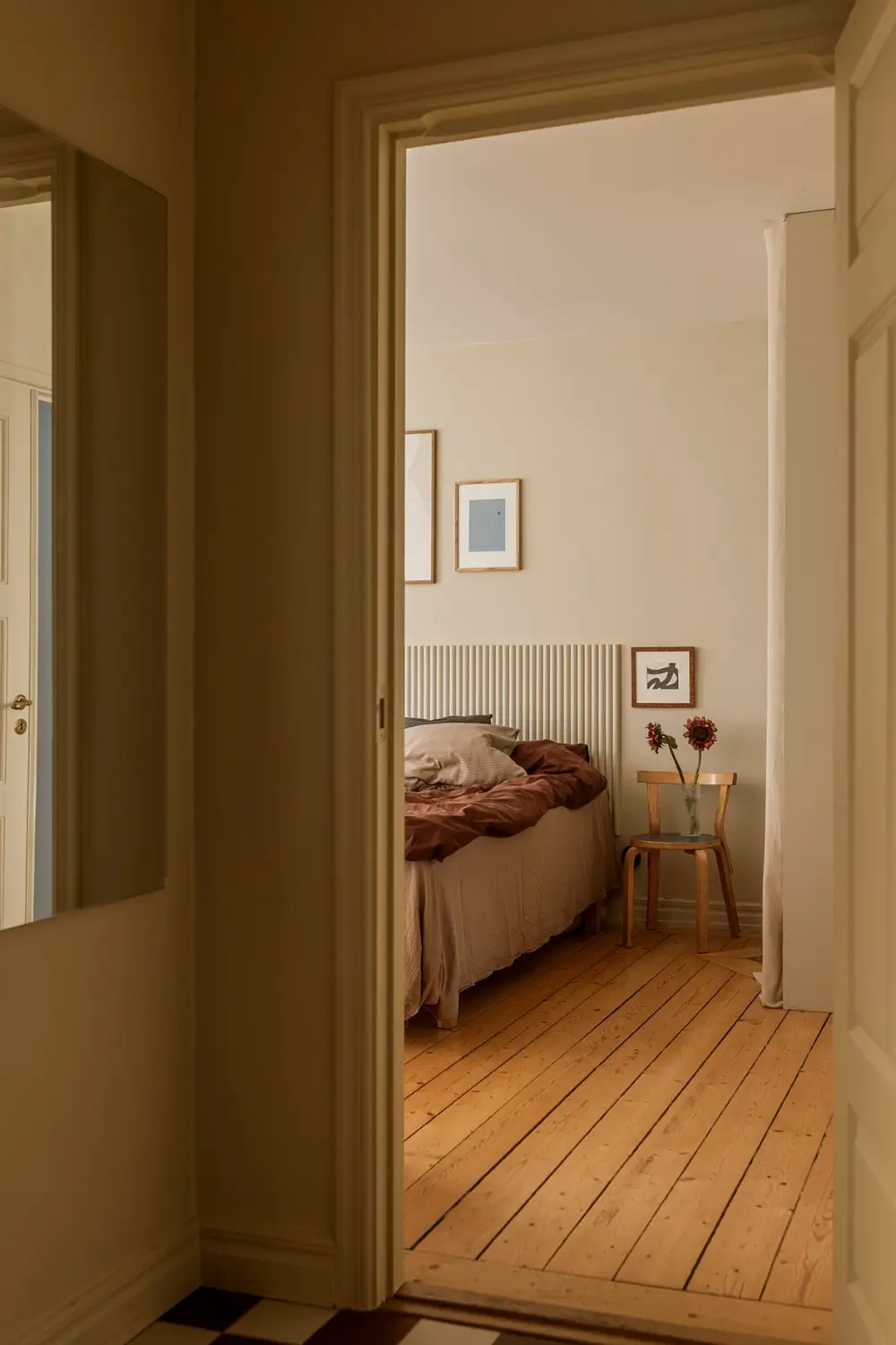 Warm Interiors and Period Charm in an Art Nouveau Stockholm Apartment 20 cozy-turn-of-the-century-apartment-stockholm-nordroom