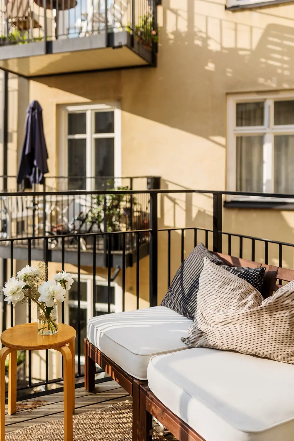 Warm Interiors and Period Charm in an Art Nouveau Stockholm Apartment 11 cozy-turn-of-the-century-apartment-stockholm-nordroom