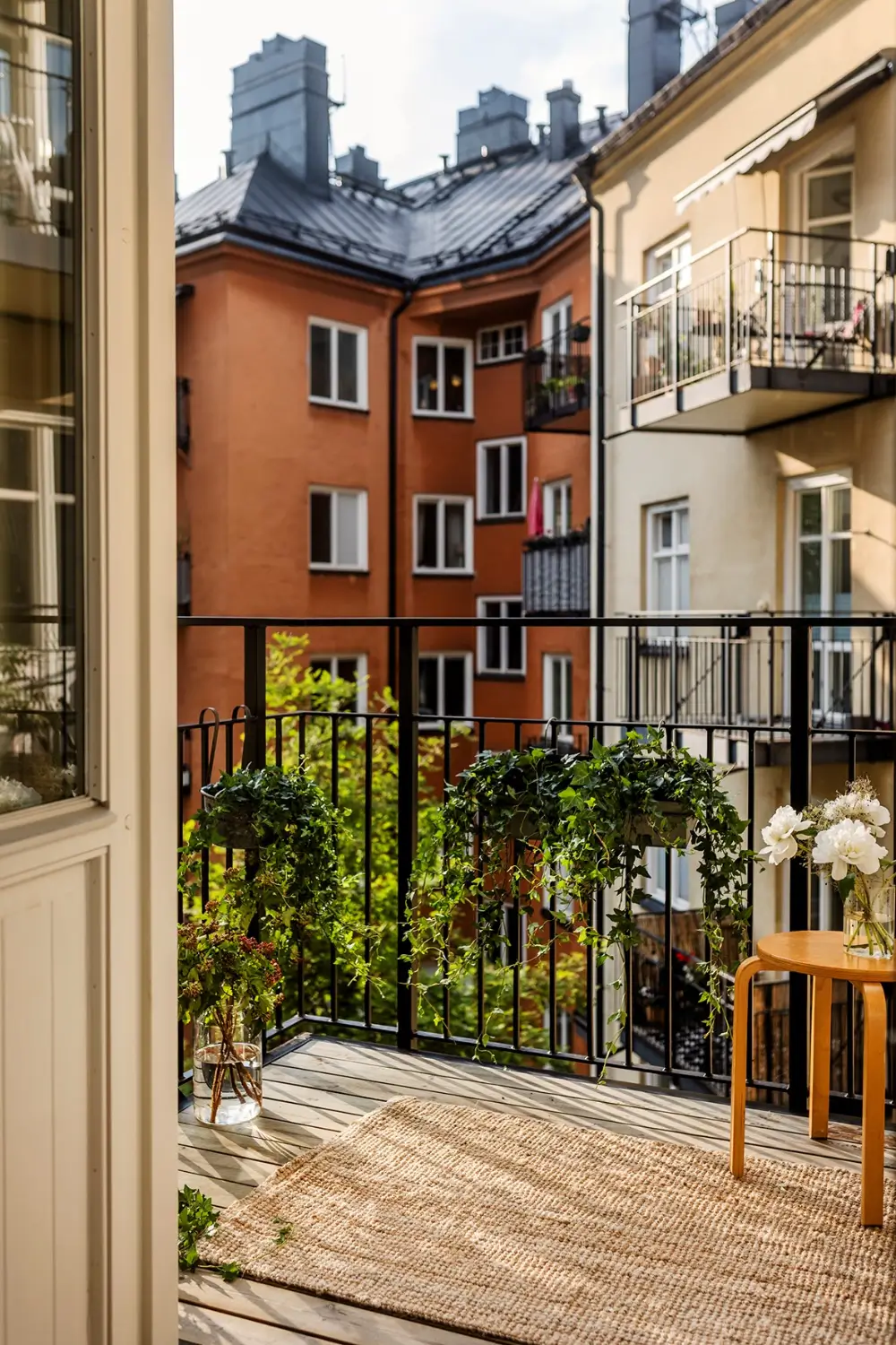 Warm Interiors and Period Charm in an Art Nouveau Stockholm Apartment 12 cozy-turn-of-the-century-apartment-stockholm-nordroom