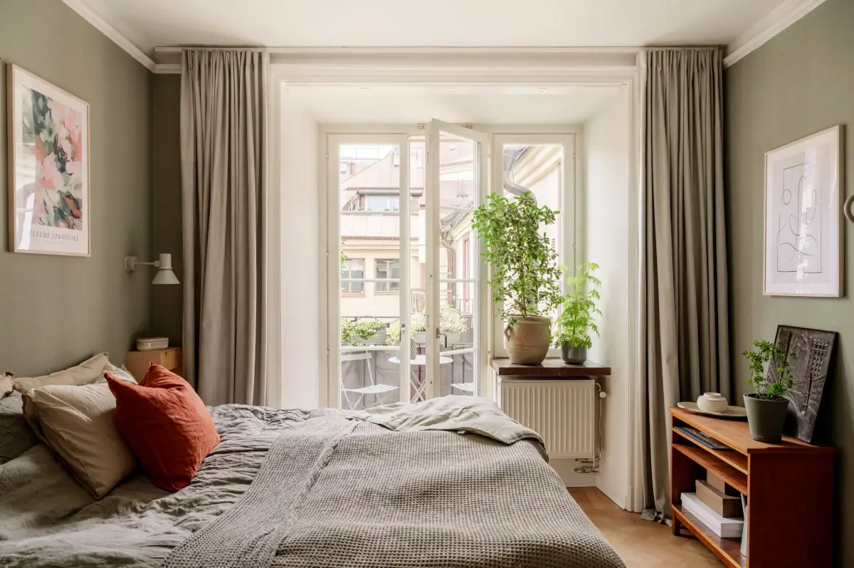 A 1920s Apartment Decorated in Blue and Green Tones 17 green-blue-tones-1920s-apartment-stockholm