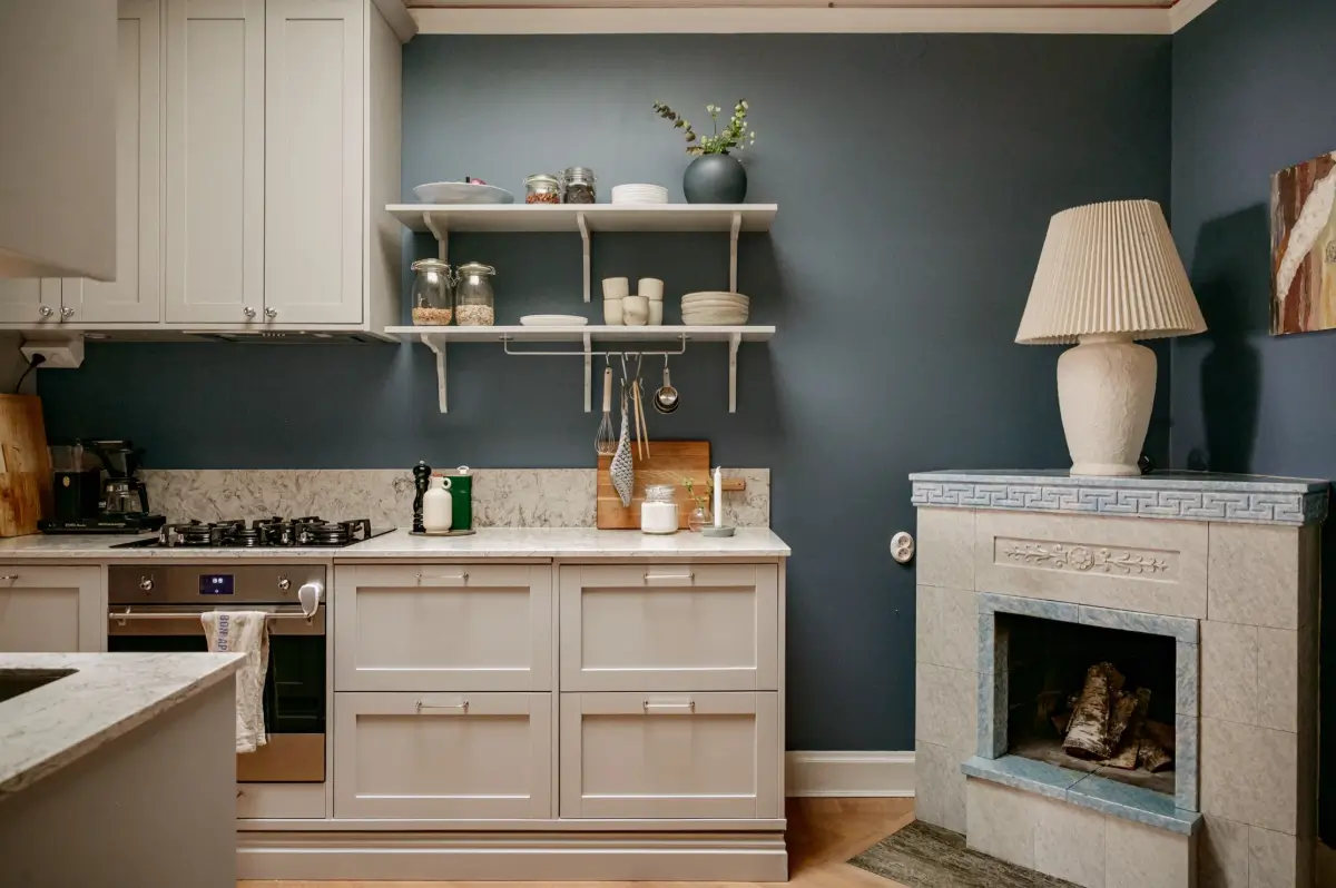 A 1920s Apartment Decorated in Blue and Green Tones 13 green-blue-tones-1920s-apartment-stockholm
