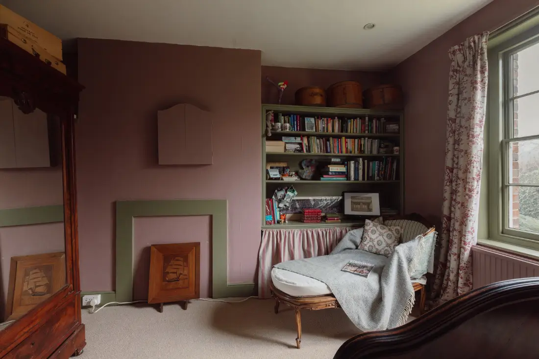 A Characterful Queen Anne House in the English Countryside 20 historic-queen-anne-style-country-house-england