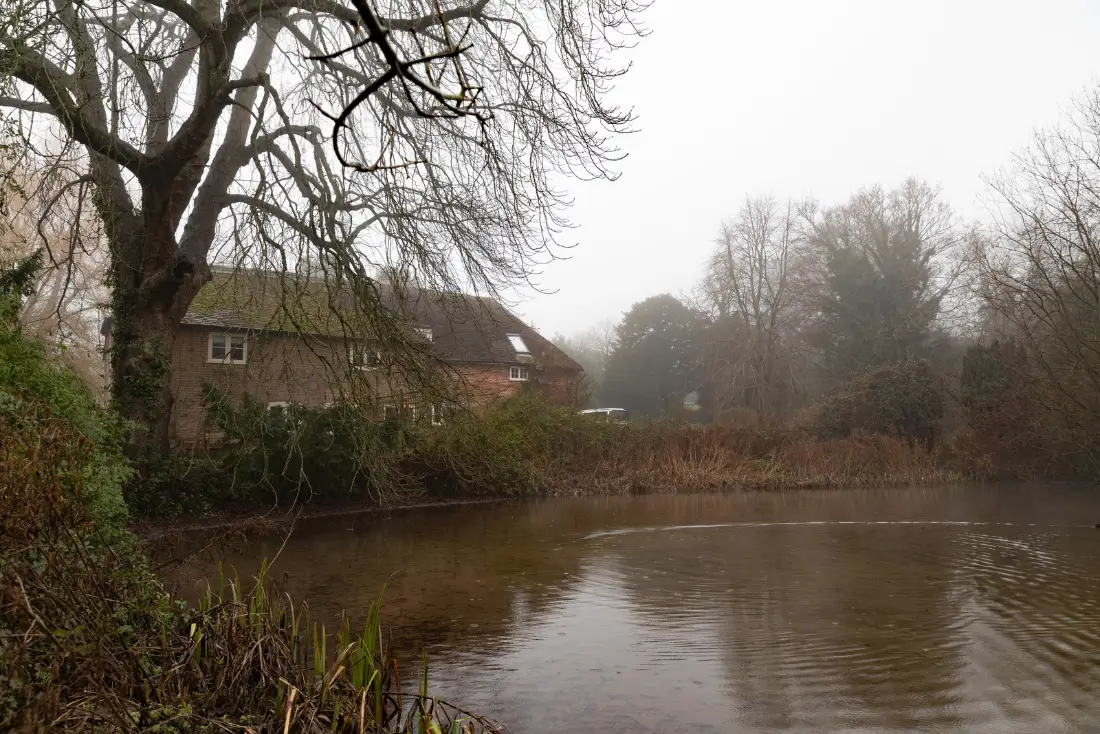 A Characterful Queen Anne House in the English Countryside 24 historic-queen-anne-style-country-house-england