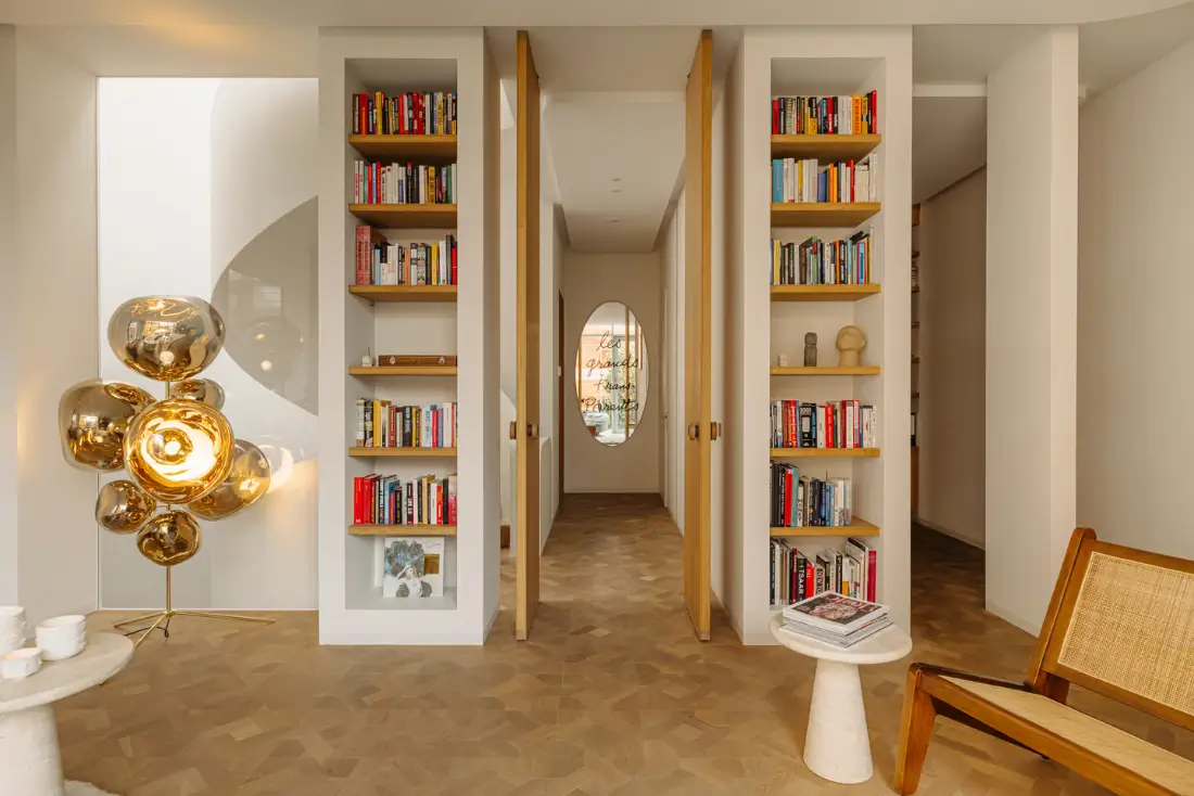 A Modern Amsterdam Townhouse with Huge Windows and a Sculptural Staircase 18 luxurious-modern-townhouse-amsterdam