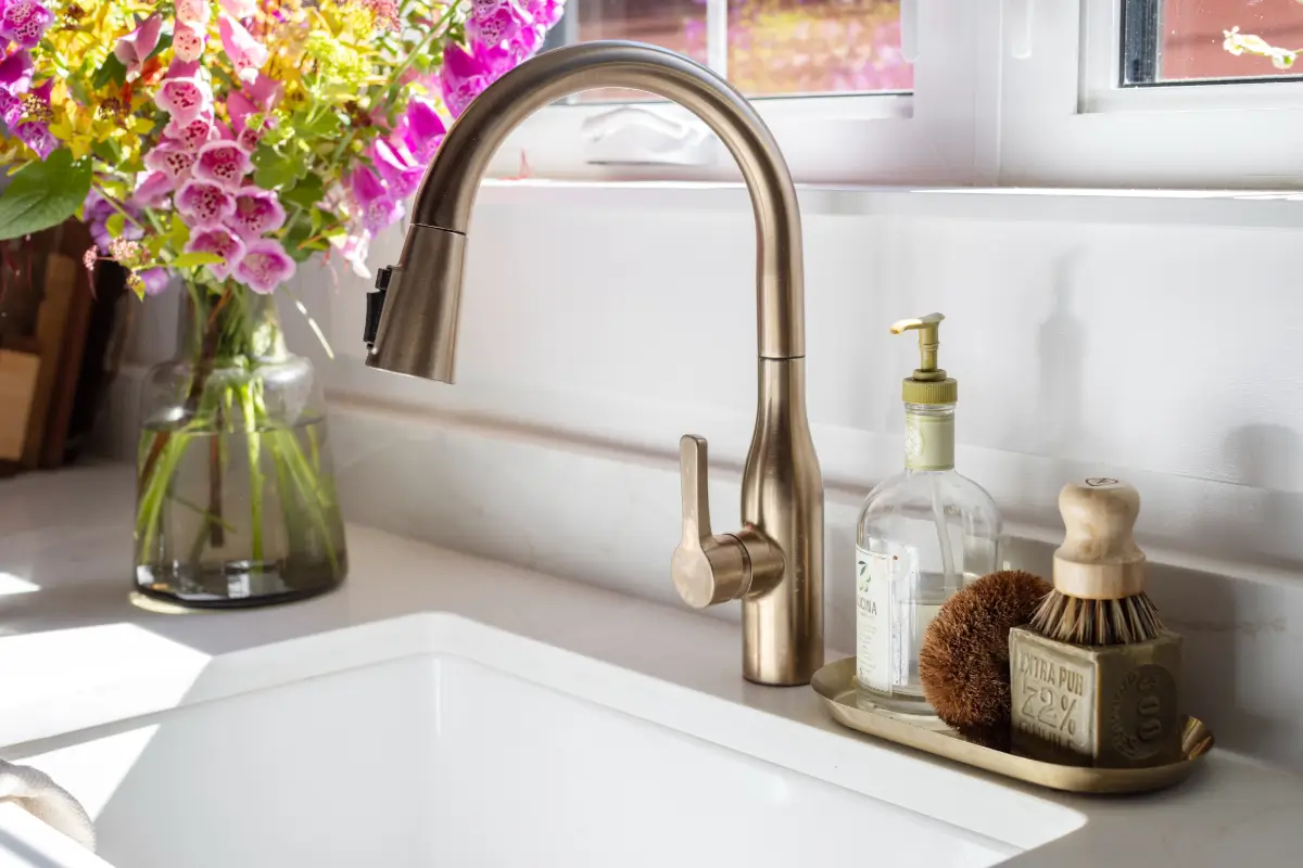 A Warm 1912 Craftsman Kitchen Reimagined by Melissa Hardwick 4 melissa-hardwick-kitchen-1912-craftsman-home-nordroom